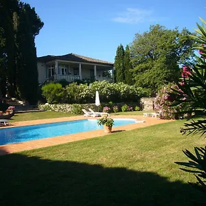 https://le-point-dorgue.fr-provencehotel.com